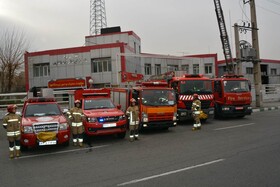 زنگ انقلاب در ۳۱ ایستگاه آتش‌نشانی کرج نواخته شد
