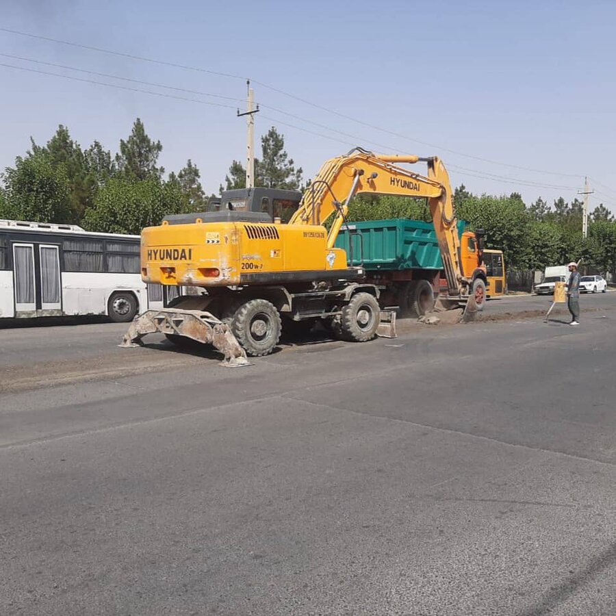 بازگشایی تقاطع بلوار نبوت با خیابان شهید صمیمی در دولت‌آباد با هدف تسهیل در دسترسی های محلی 