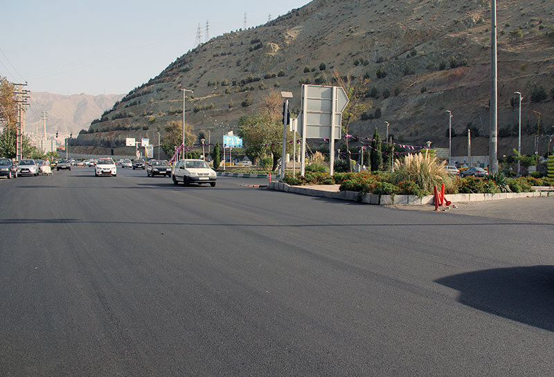 آغاز عملیات مکانیزه آسفالت میدان حافظ تا پل کلاک (خلج آباد)