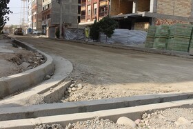 اجرای عملیات جدول‌گذاری و زیرسازی خیابان‌های اراضی ساماندهی