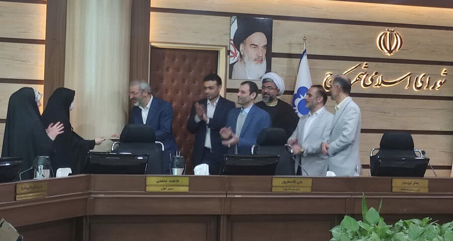 رئیس و اعضای شورای اسلامی شهر از شهردار کلانشهر کرج تقدیر کردند