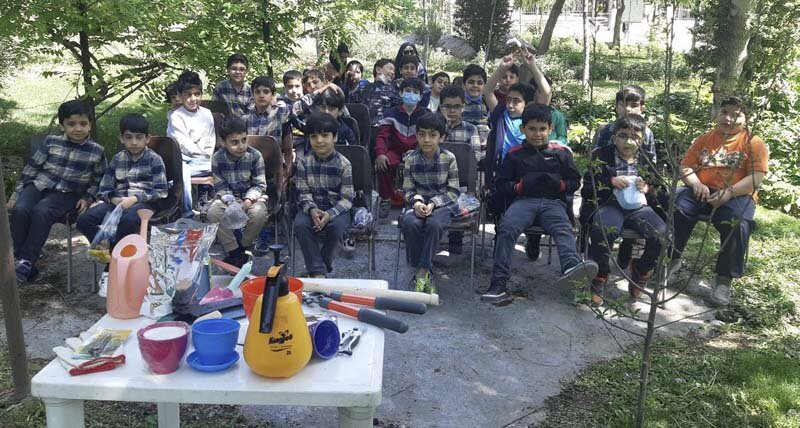 دانش‌آموزان کرجی هفته زمین پاک را پاس داشتند