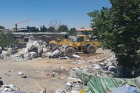 تخریب و جمع‌آوری مراکز غیرمجاز ضایعات، فروش دام و صنوف مزاحم در منطقه ۱۰