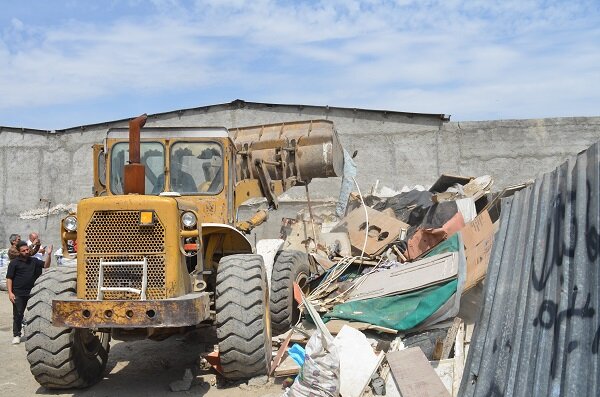 مراکز غیر مجاز جمع‌آوری ضایعات در منطقه ۴ کرج پلمب شد