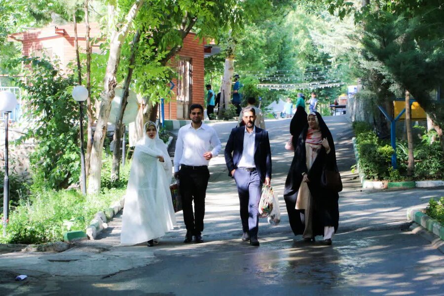 مراسم جشن هفتاد و دو زوج همکار شاغل در شهرداری کرج برگزار شد